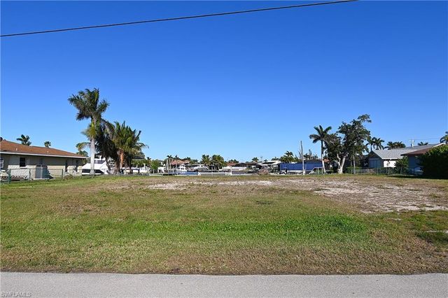 4510 SE 20th AVE, Cape Coral, FL 33904