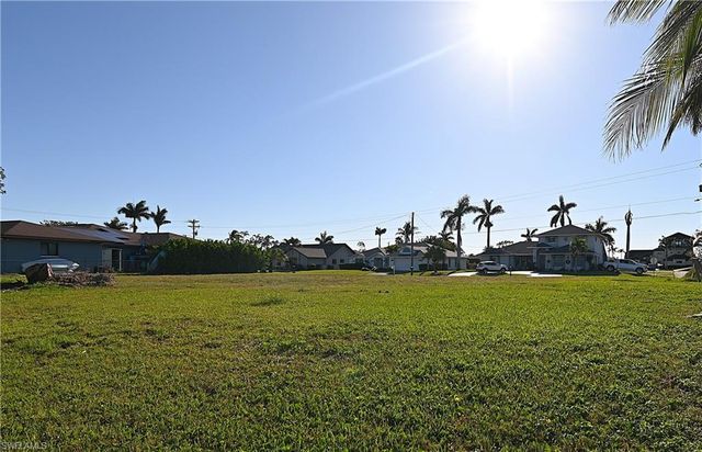 4510 SE 20th AVE, Cape Coral, FL 33904