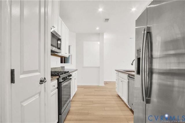 9434 Astilbe Ln, Toano, VA 23168