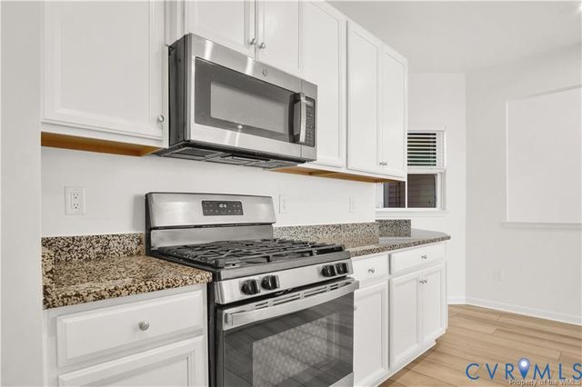 9434 Astilbe Ln, Toano, VA 23168