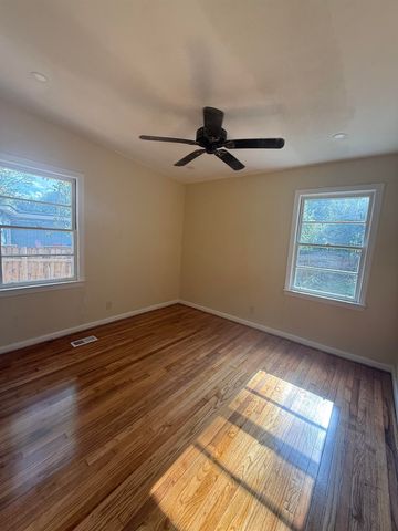 1811 Tyndall Drive, Tallahassee, FL 32304