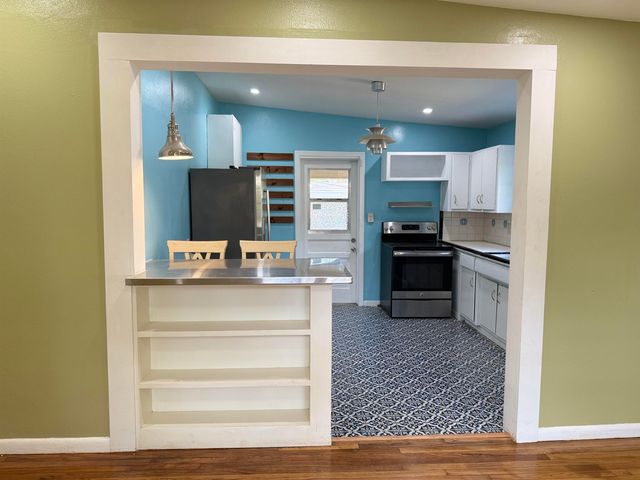 1811 Tyndall Drive, Tallahassee, FL 32304