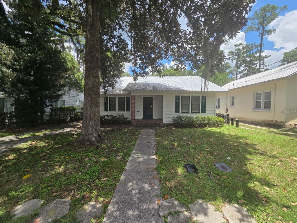 2032 NW 3RD AVENUE, Gainesville, FL 32603