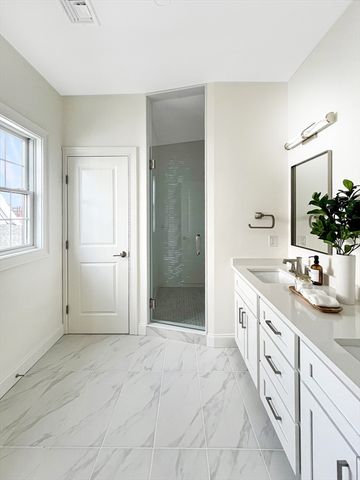 102 East Point Drive 102, East Providence, RI 02916