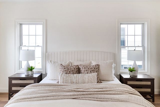 102 East Point Drive 102, East Providence, RI 02916