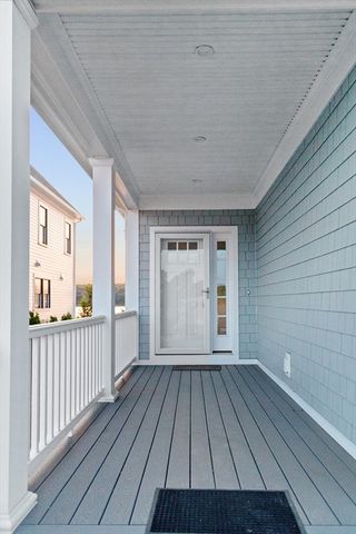 102 East Point Drive 102, East Providence, RI 02916