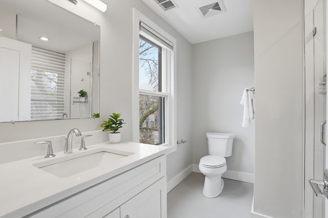 57 Hurley St 3, Cambridge, MA 02141