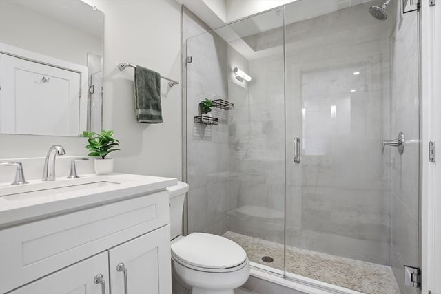 57 Hurley St 3, Cambridge, MA 02141