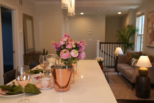 57 Hurley St 3, Cambridge, MA 02141