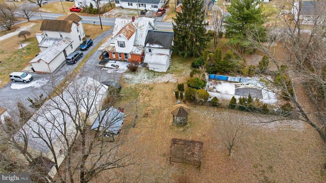 267 JENNY WREN DR, Martinsburg, WV 25404