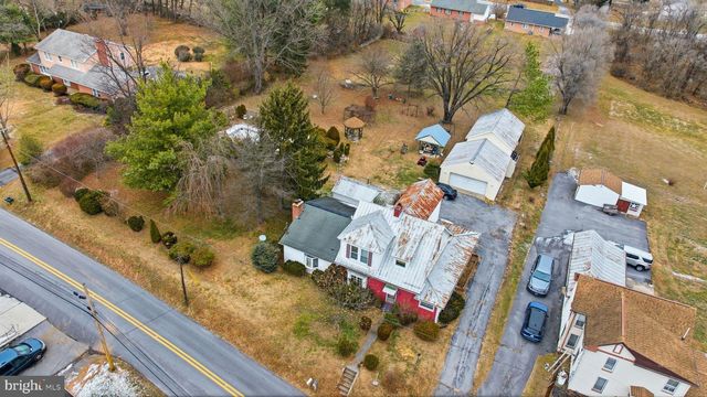 267 JENNY WREN DR, Martinsburg, WV 25404