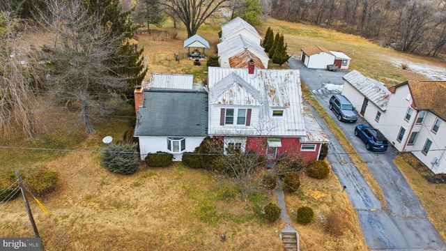 267 JENNY WREN DR, Martinsburg, WV 25404