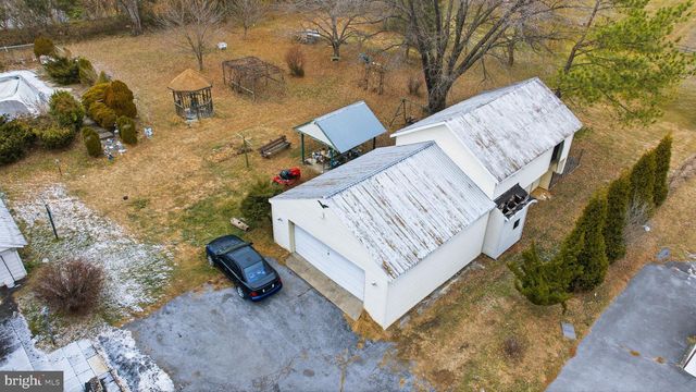 267 JENNY WREN DR, Martinsburg, WV 25404