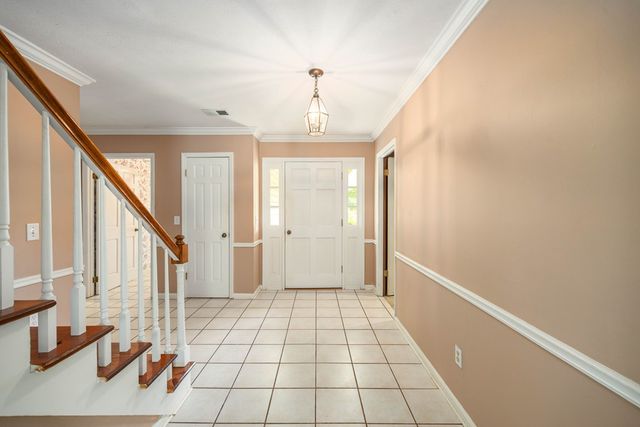 5818 Winvelly Drive, Columbus, GA 31909