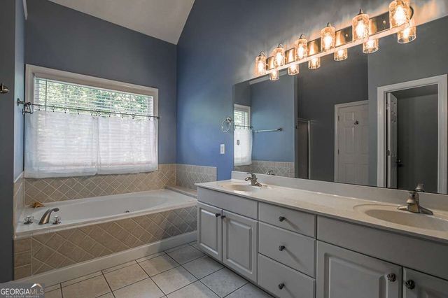 151 Dumar Lane, Hoschton, GA 30548