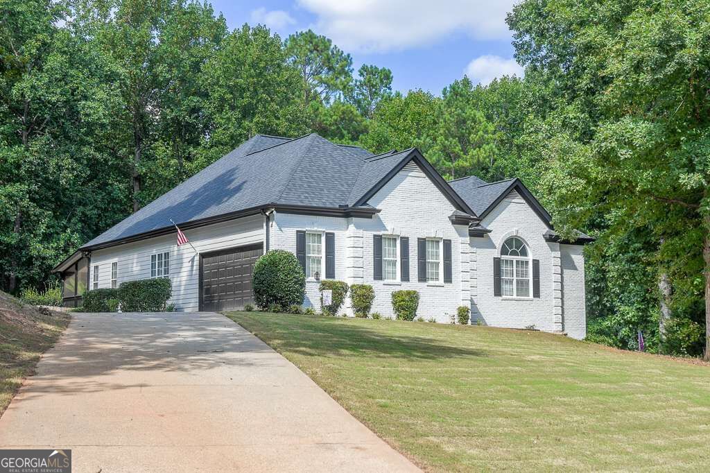 151 Dumar Lane, Hoschton, GA 30548