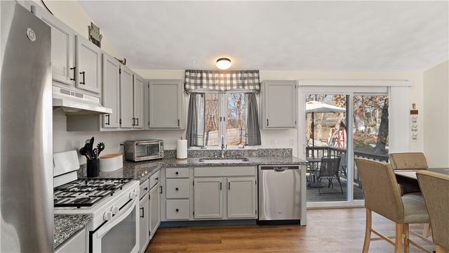 84 Crestwood Drive, West Warwick, RI 02893