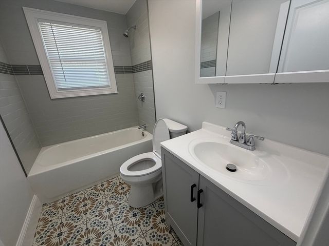 11 Carter, Brockton, MA 02302