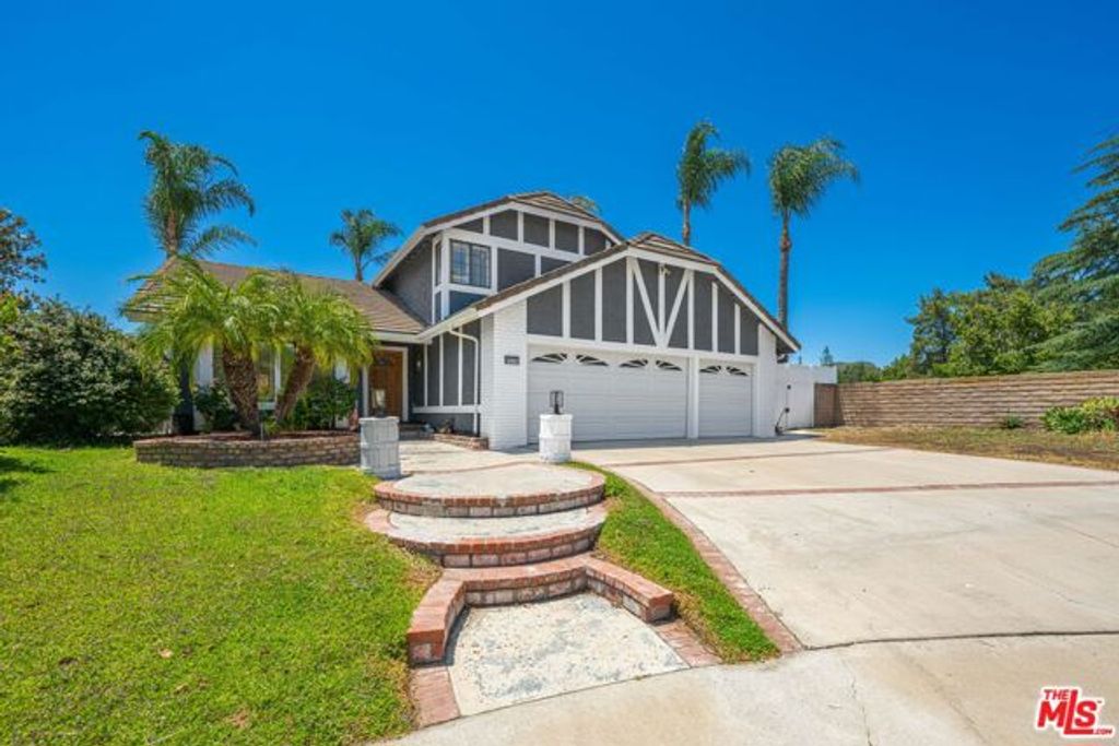 23716 Elkwood Street, West Hills (los Angeles), CA 91304