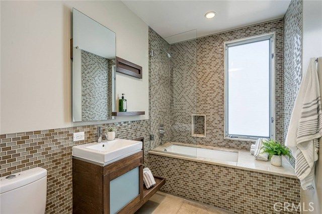 414 Venice Way, Venice (los Angeles), CA 90291