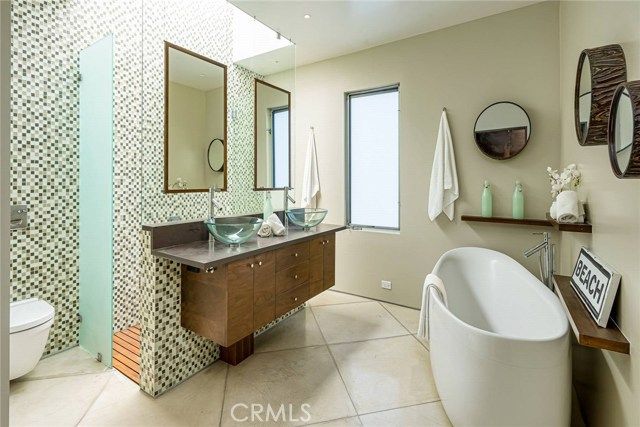 414 Venice Way, Venice (los Angeles), CA 90291