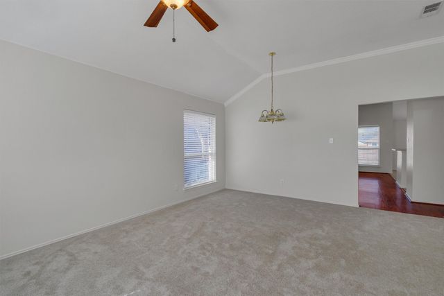 463 Overland Trail, Cedar Hill, TX 75104