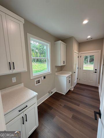90 Baker Lane, Oxford, GA 30054