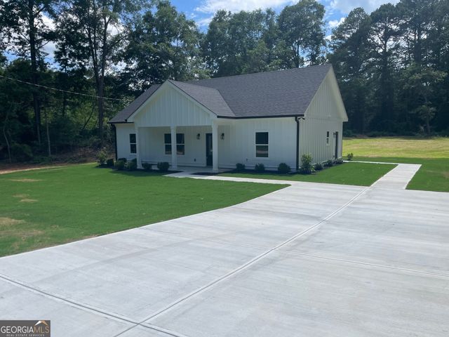 90 Baker Lane, Oxford, GA 30054