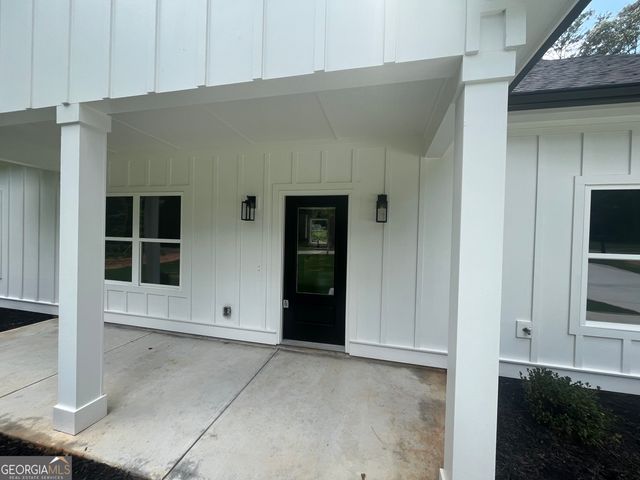 90 Baker Lane, Oxford, GA 30054