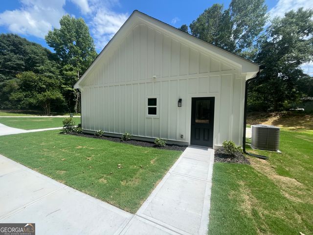 90 Baker Lane, Oxford, GA 30054