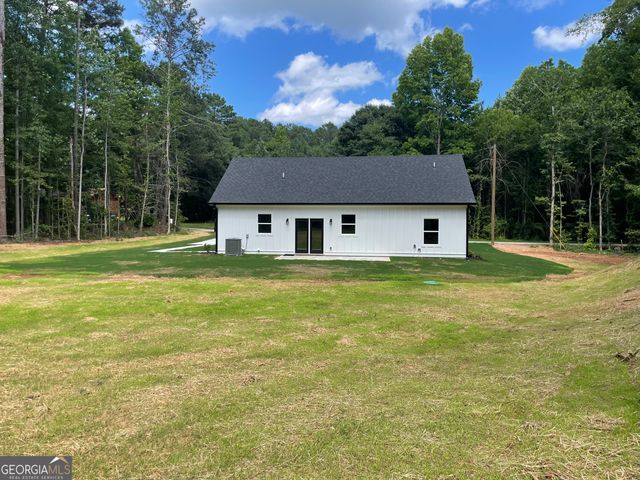 90 Baker Lane, Oxford, GA 30054