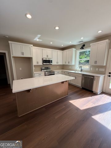 90 Baker Lane, Oxford, GA 30054
