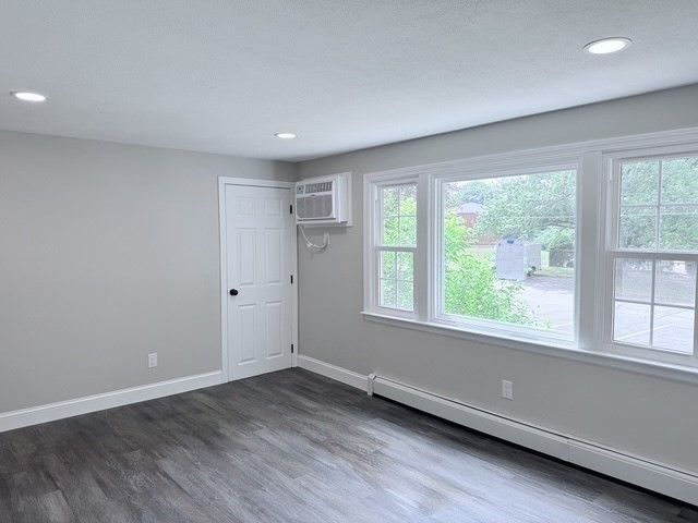 8 Myles Standish Dr 2, Haverhill, MA 01835