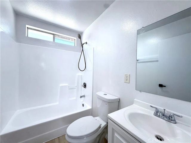 181 E 9th Street, Azusa, CA 91702