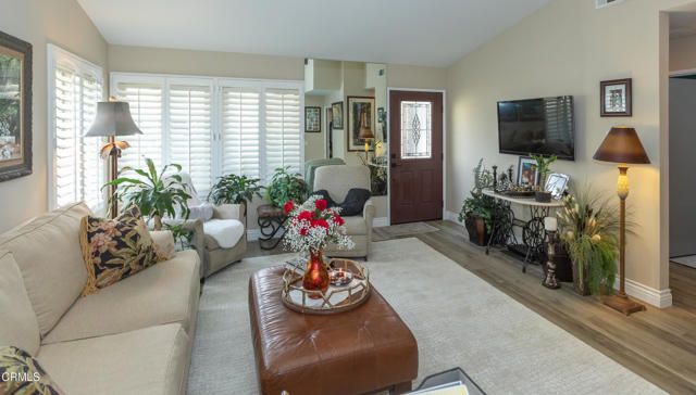 40027 Village 40, Camarillo, CA 93012