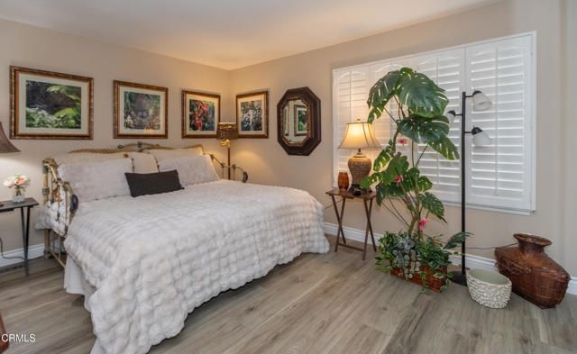 40027 Village 40, Camarillo, CA 93012