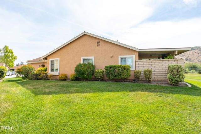 40027 Village 40, Camarillo, CA 93012