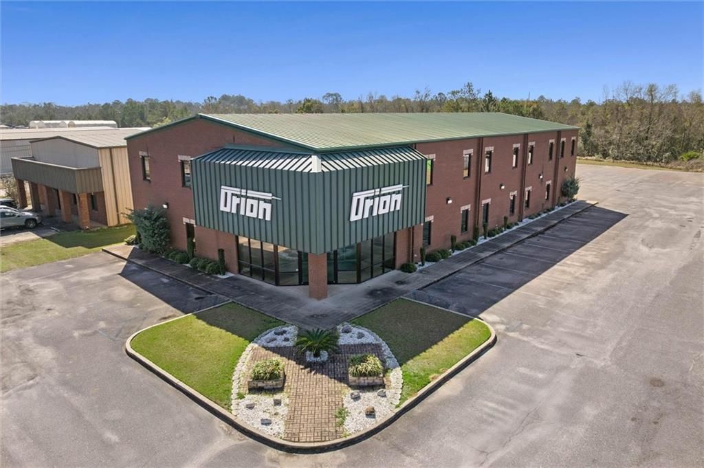 3515 Hurricane Bay Drive, Theodore, AL 36582 — exterior