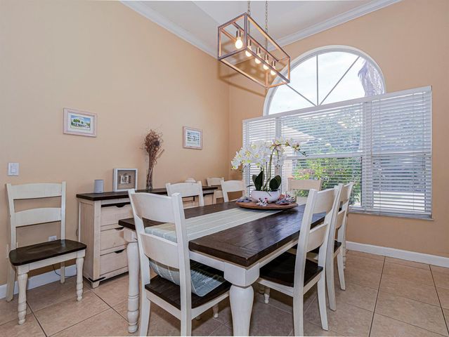 6489 53rd Circle, Vero Beach, FL 32967