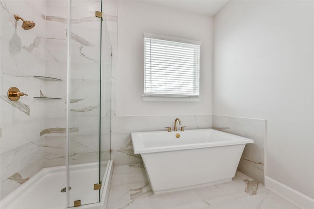 2515 S Houston Avenue, Pearland, TX 77581