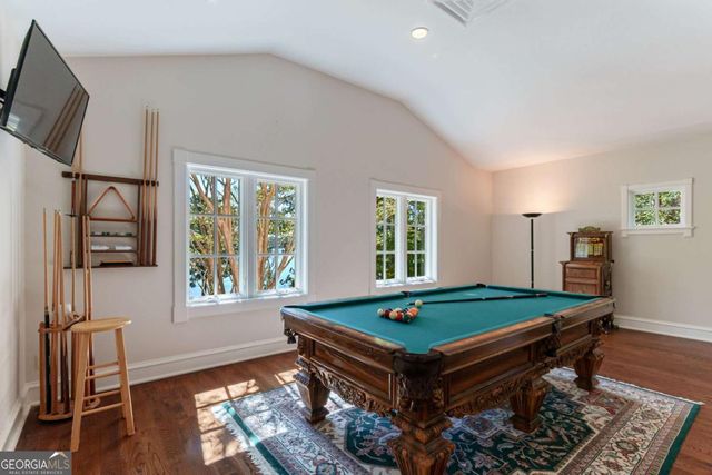 6655 Sweetwater Point, Flowery Branch, GA 30542