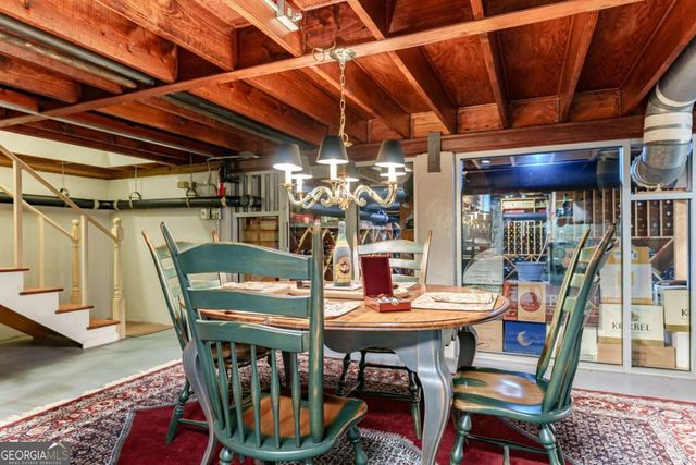 6655 Sweetwater Point, Flowery Branch, GA 30542