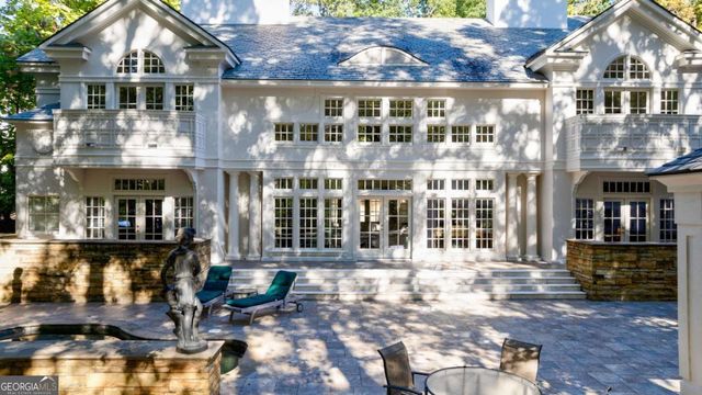 6655 Sweetwater Point, Flowery Branch, GA 30542