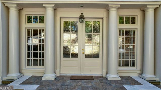 6655 Sweetwater Point, Flowery Branch, GA 30542