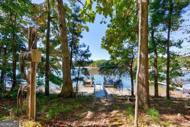 6655 Sweetwater Point, Flowery Branch, GA 30542