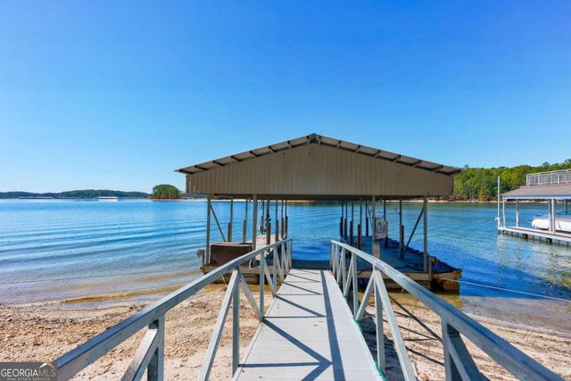 6655 Sweetwater Point, Flowery Branch, GA 30542