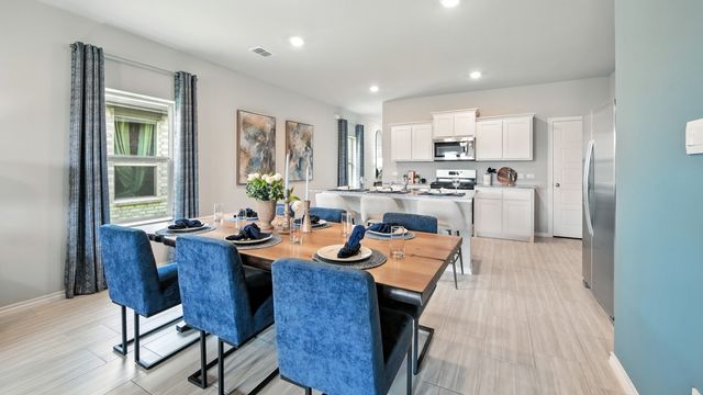 608 SHADED GROVE Drive, Denton, TX 76249