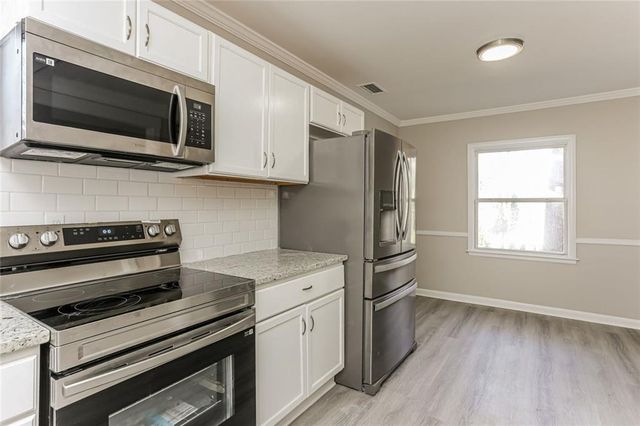 2080 Rector SW Drive, Atlanta, GA 30311