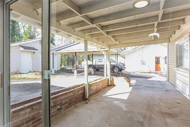 2080 Rector SW Drive, Atlanta, GA 30311