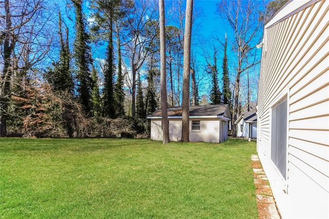 2080 Rector SW Drive, Atlanta, GA 30311